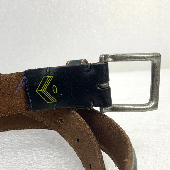 J. Fold Genuine Full Grain Leather Belt 30mm - Picture 4 of 7